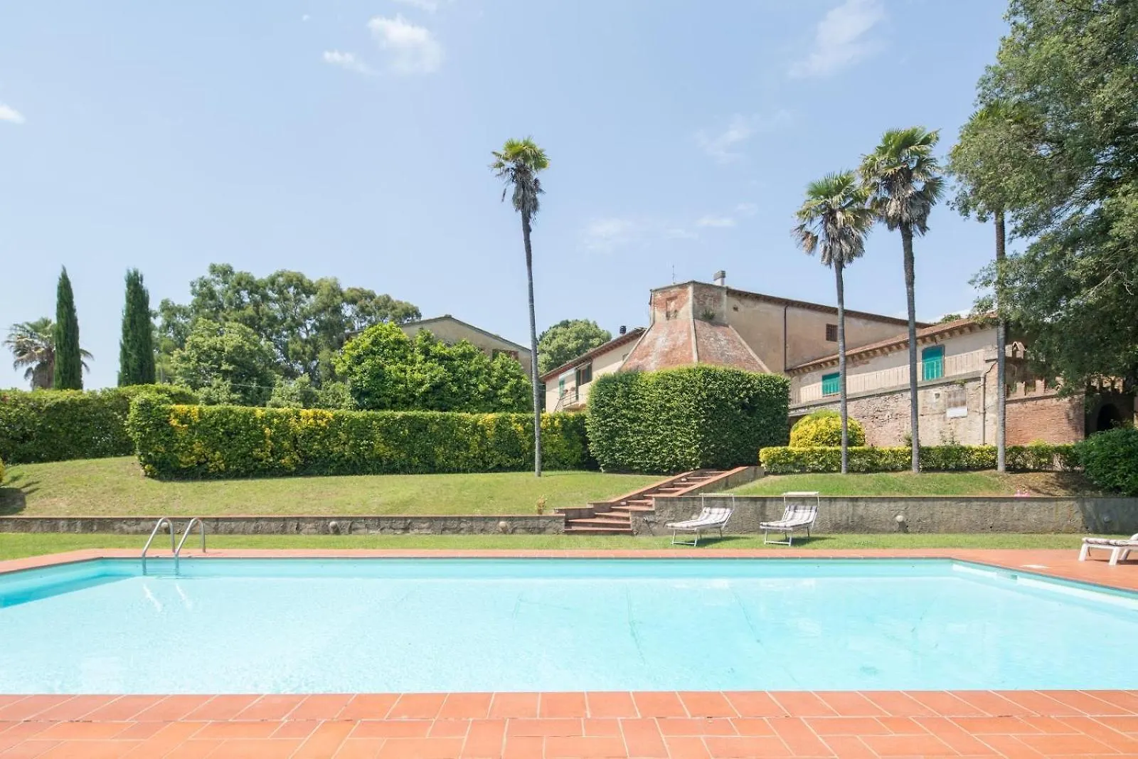 Villa Ott Crespina 0*,